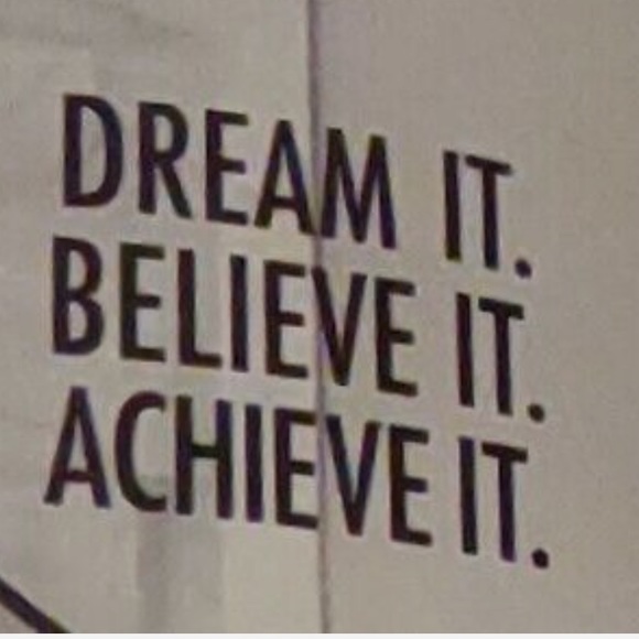 3/13💄DREAM Vinyl Multipack Adhesive Wall Art - Picture 6 of 8